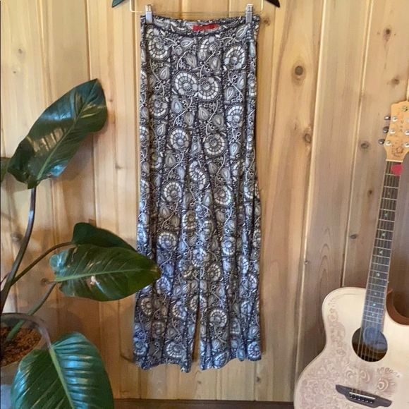 Tigerlily wide leg boho pants - Picture 3 of 6